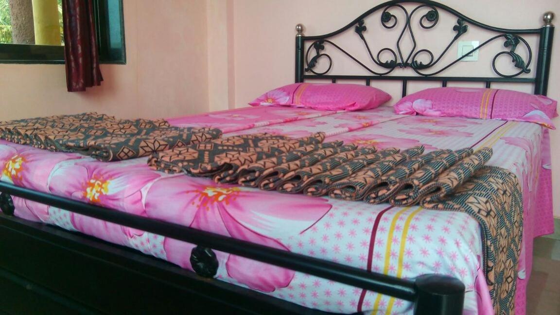 Saguntara Beach Homestay Vengurla المظهر الخارجي الصورة